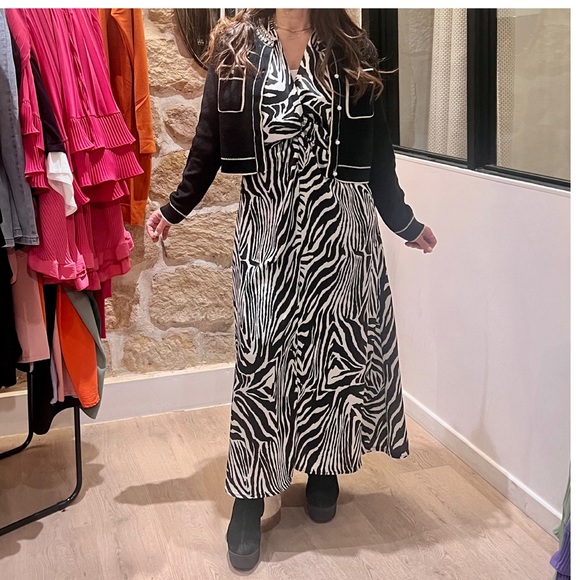 #96 PARIS FRANCE FABULOUS PEARL DETAIL KNIT DESIGNER STYLE CHIC JACKET - Picture 5 of 5